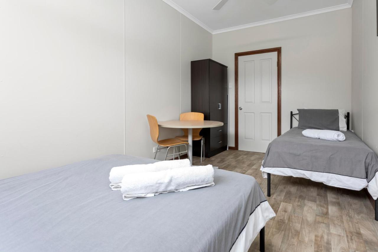Beachside Escape On The Esplanade Christies Beach Bagian luar foto